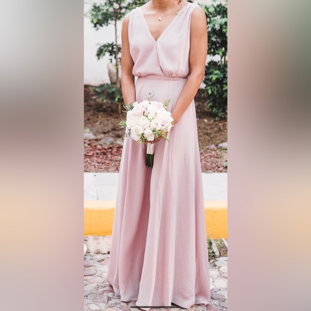 Bridesmaid gown in light pink. dynamite brand. Size XS